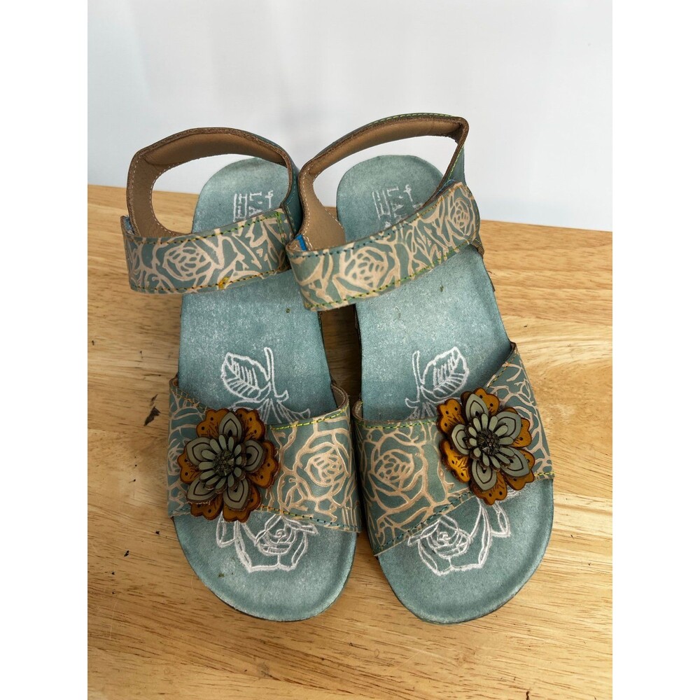 L’Artiste by Spring Step Leather Wedge Sandals